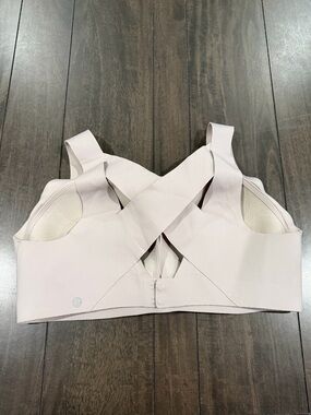 lululemon athletica blush pink support bra with wide straps